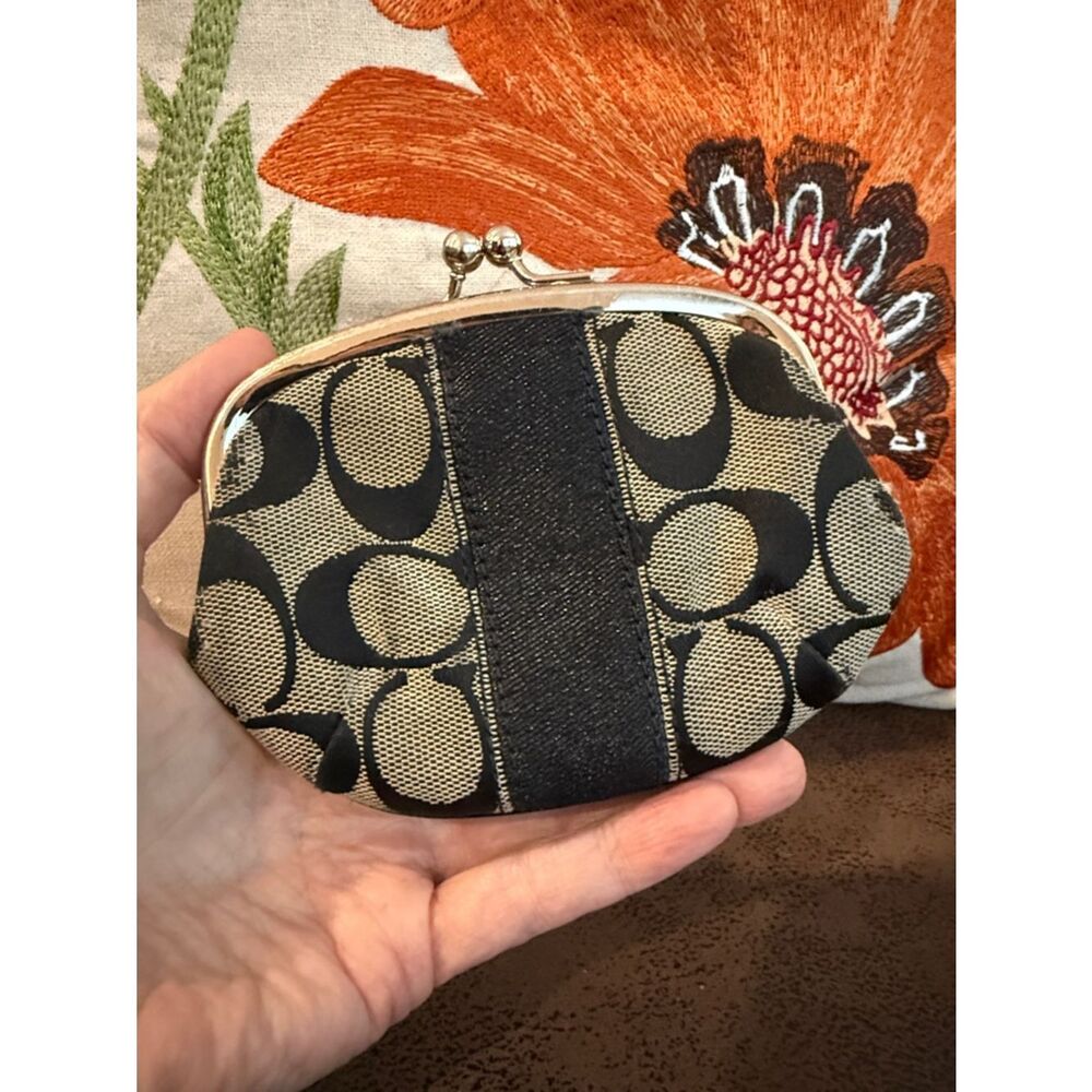 VINTAGE COACH KISSLOCK POUCH SIGNATURE Y2K PRELOVED BLACK GRAY SILVER GVUC